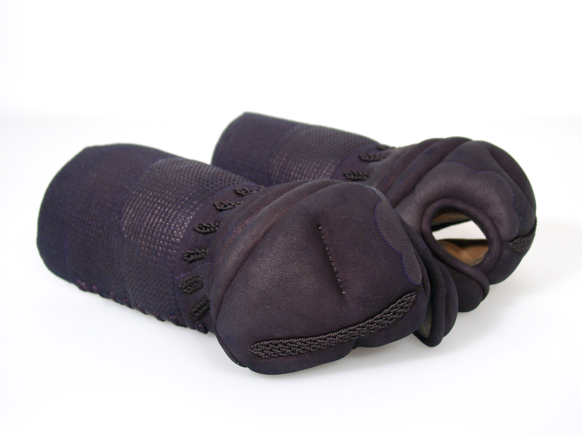 Handgenaehte 1.0bu Kote fuer den japanischen Schwertkampf Kendo