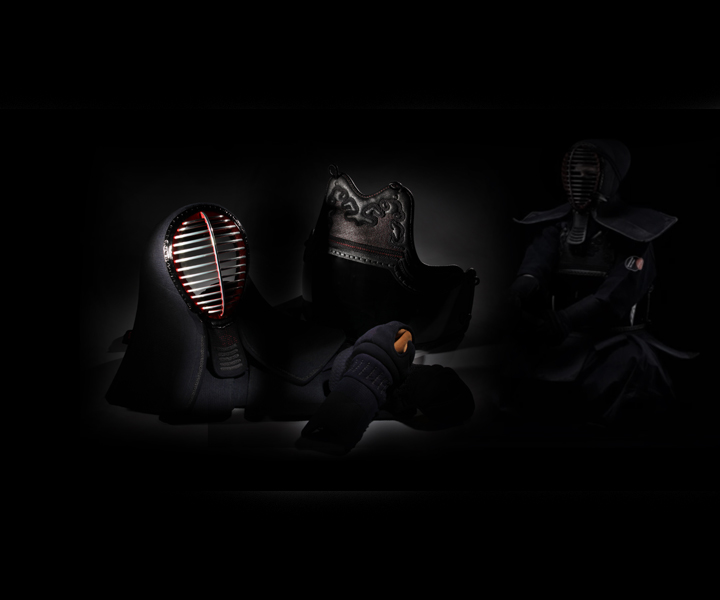 Komplettansicht einer 1.0bu handgenaehten Kendo-Ruestung